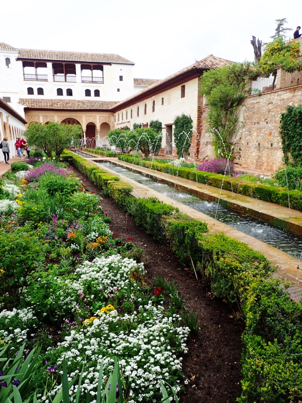 The Generalife became a leisure place for the kings of Granada 